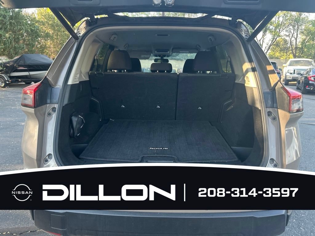 Certified 2025 Nissan Rogue SV AWD/4WD image 10