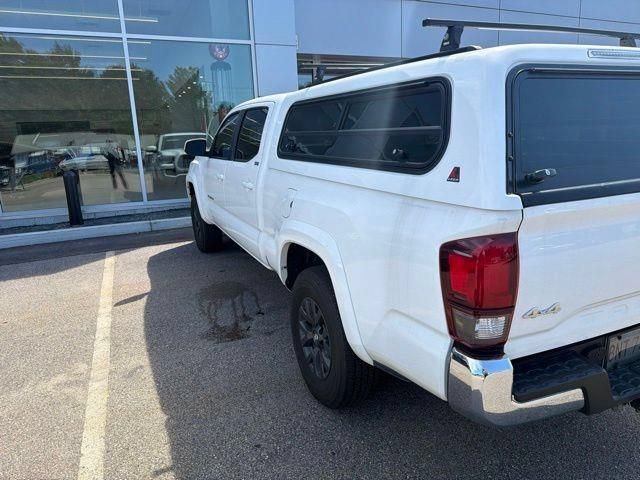 Used 2023 Toyota Tacoma SR5 AWD/4WD image 3