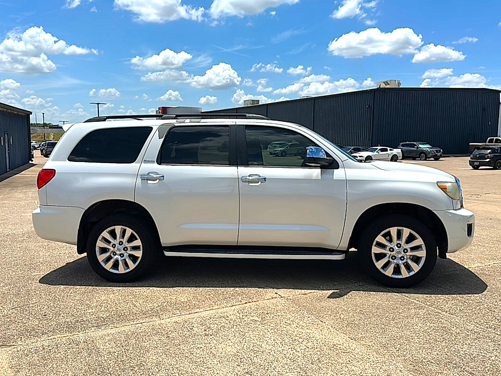 Used 2013 Toyota Sequoia Platinum RWD image 9