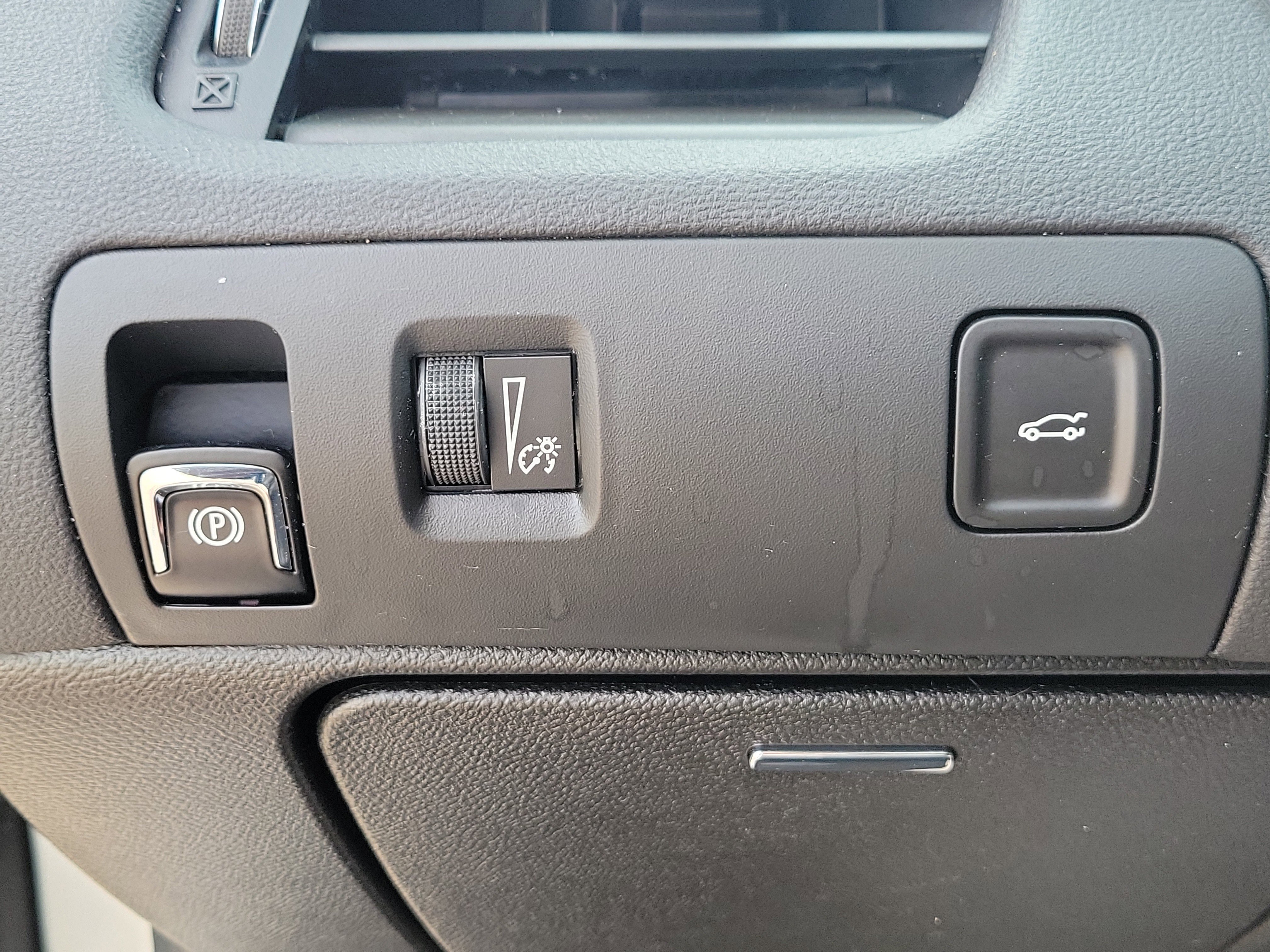 Used 2018 Chevrolet Impala LT image 20