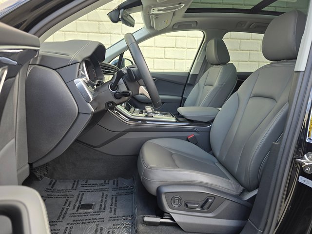 Used 2025 Audi Q7 3.0T Premium Plus image 18