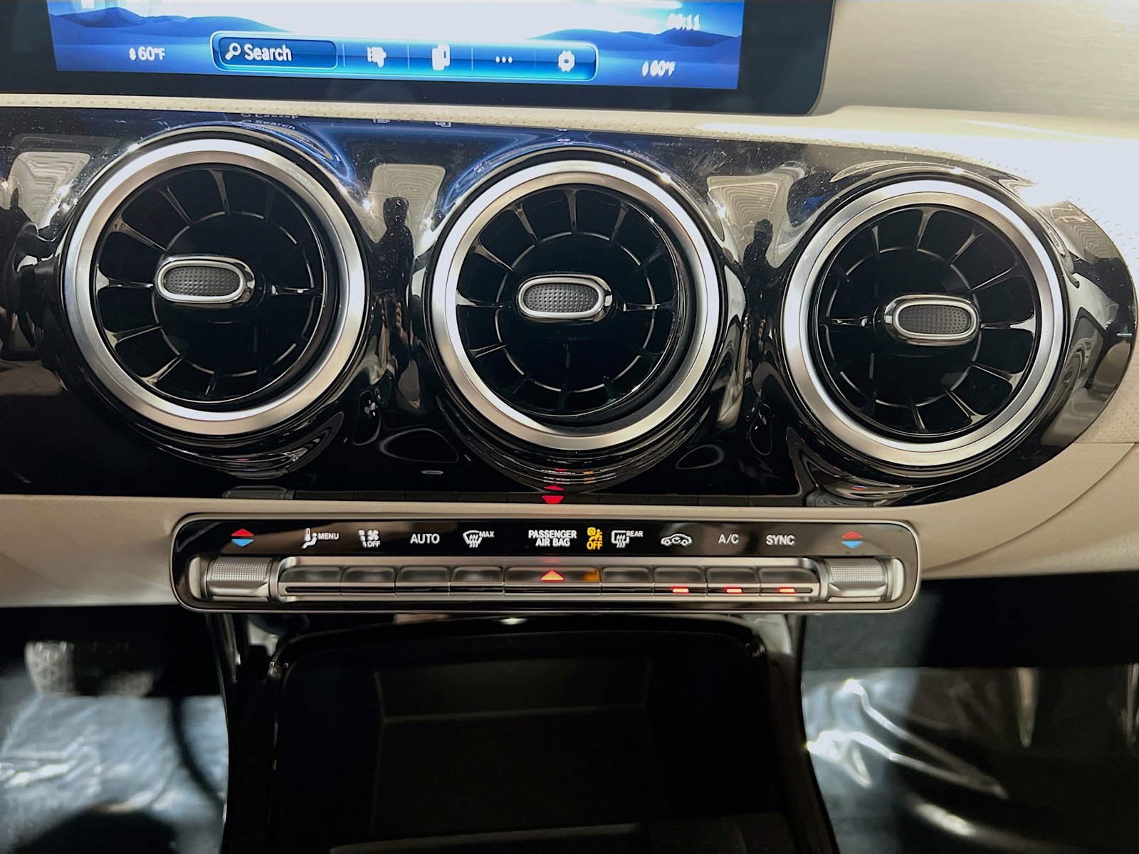 Used 2025 Mercedes-Benz CLA 250 image 11