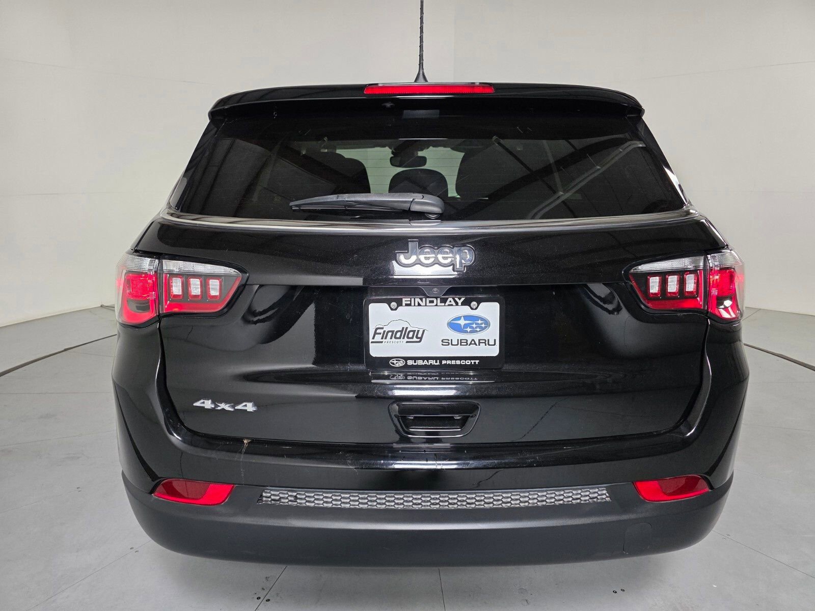 Used 2024 Jeep Compass Sport AWD/4WD image 4