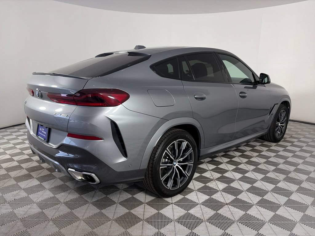 Used 2024 BMW X6 xDrive40i w/ Premium Package AWD/4WD image 7