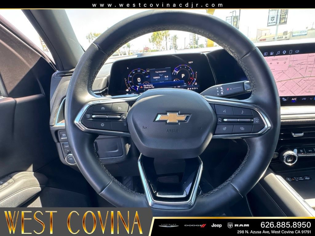 Used 2025 Chevrolet Suburban Premier AWD/4WD image 26