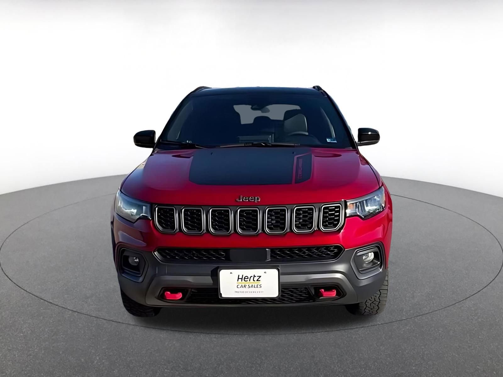 Used 2025 Jeep Compass Trailhawk image 11