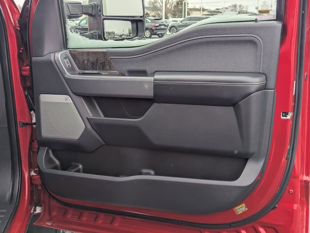 Used 2024 Ford F350 Lariat w/ Lariat Ultimate Package image 6