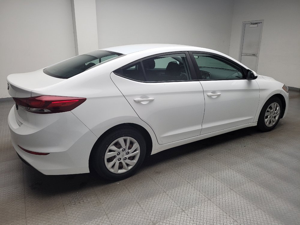 Used 2018 Hyundai Elantra SE FWD image 10