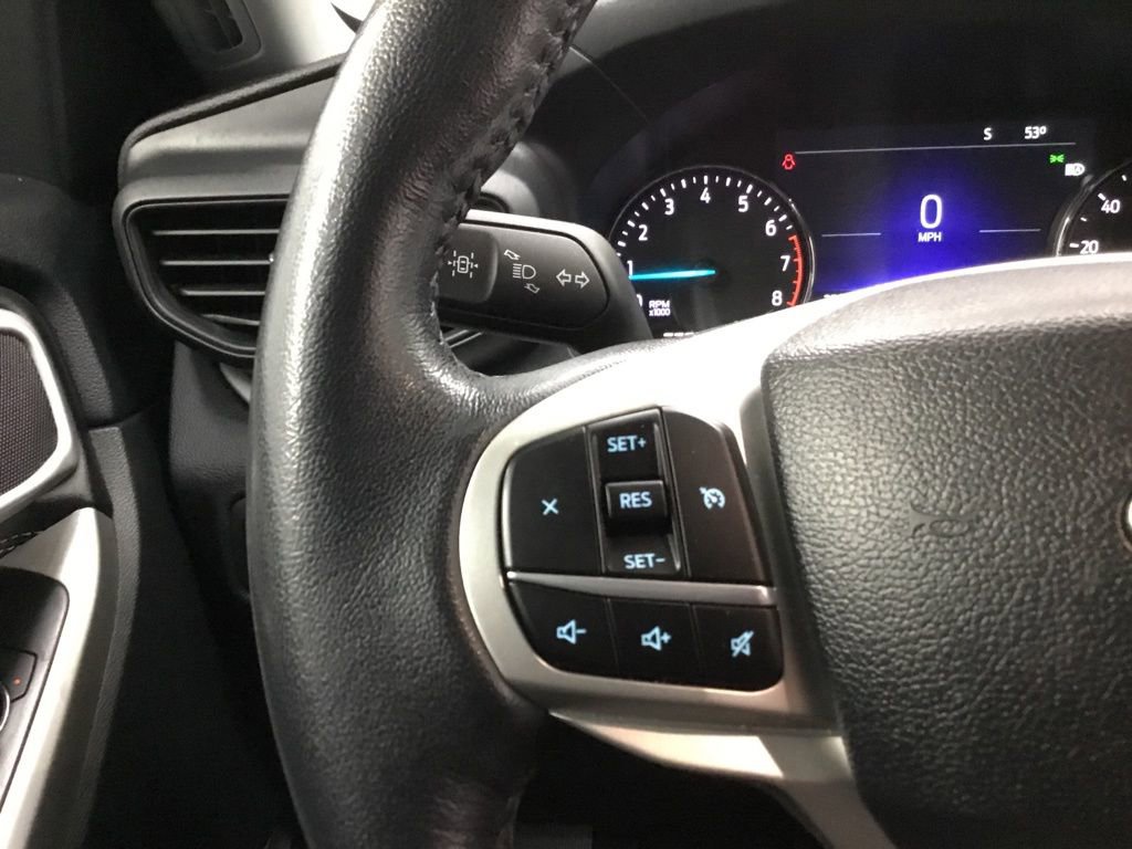 Used 2022 Ford Explorer XLT image 35