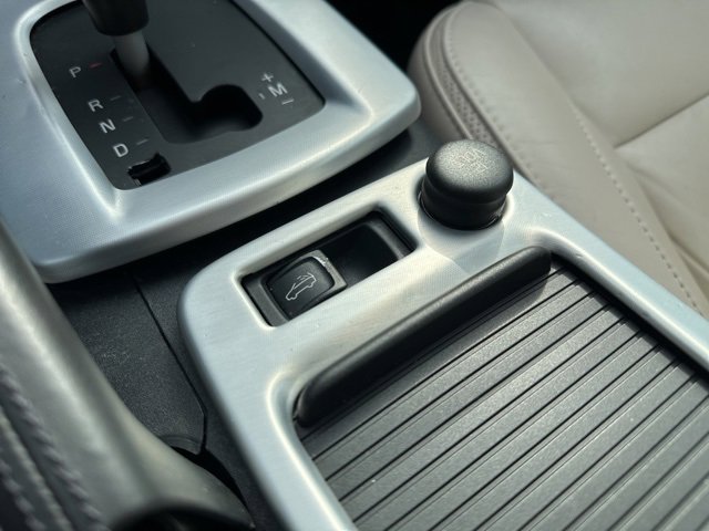 Used 2013 Volvo C70 T5 image 24