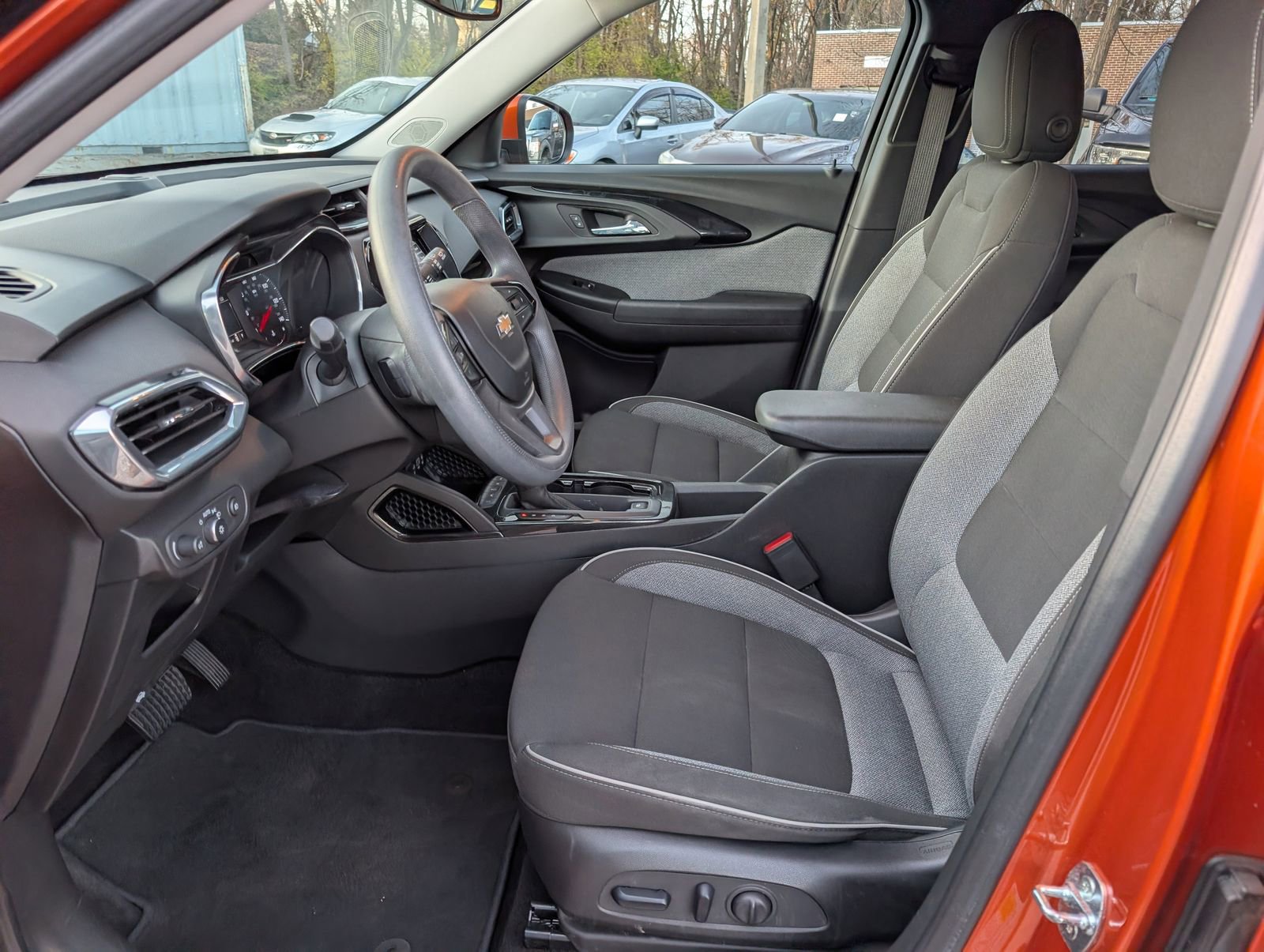 Used 2022 Chevrolet TrailBlazer LT w/ Convenience Package image 16