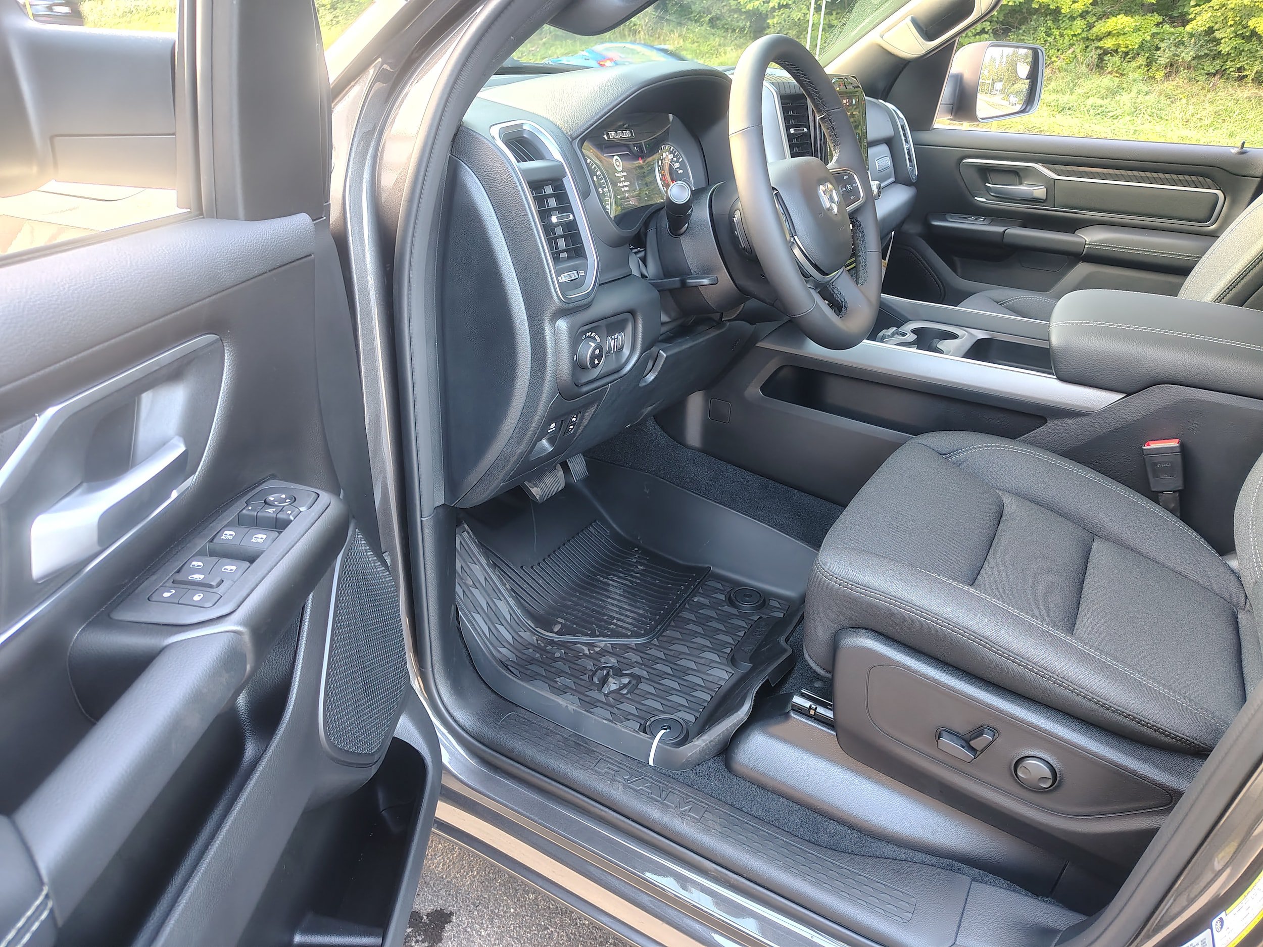 New 2027 RAM 1500 Big Horn AWD/4WD image 16