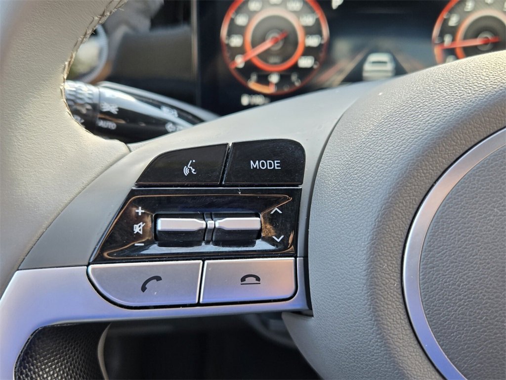 Certified 2023 Hyundai Elantra SEL w/ Convenience Package image 23