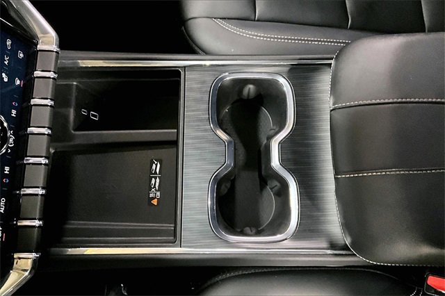 Certified 2024 GMC Acadia Elevation image 32