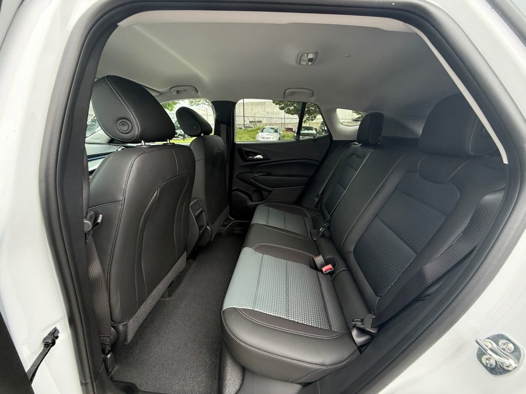 New 2026 Chevrolet Trax LT FWD image 27