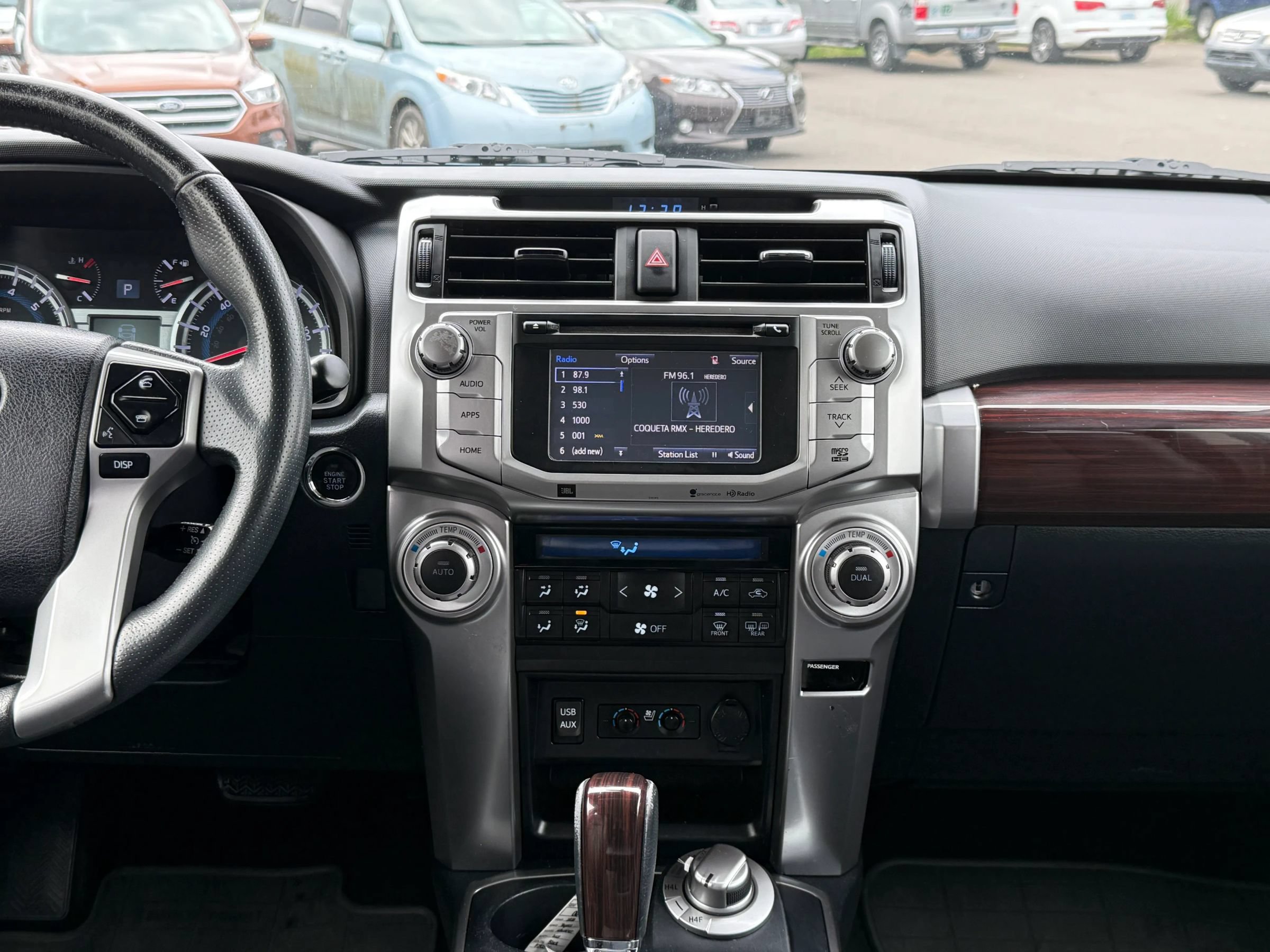 Used 2016 Toyota 4Runner Limited AWD/4WD image 35
