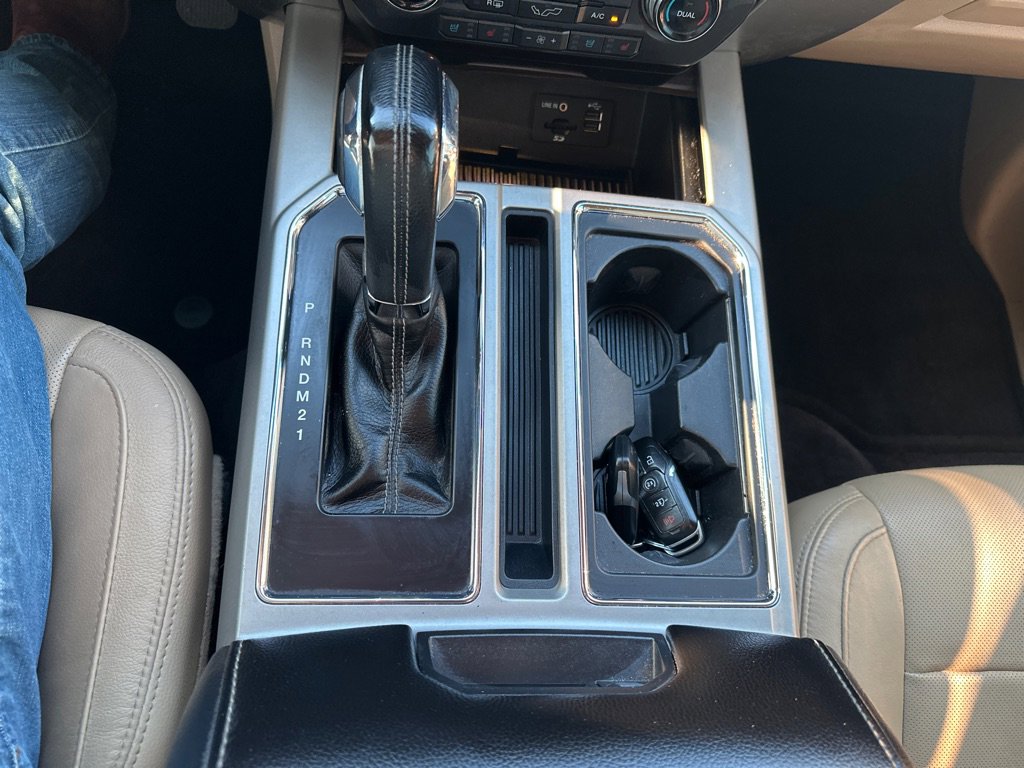 Used 2015 Ford F150 Lariat w/ Equipment Group 502A Luxury image 22