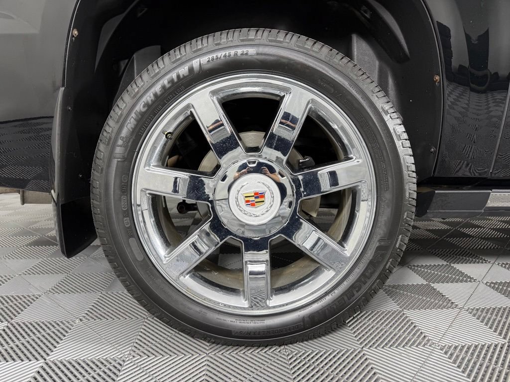 Used 2013 Cadillac Escalade EXT Premium AWD/4WD image 19