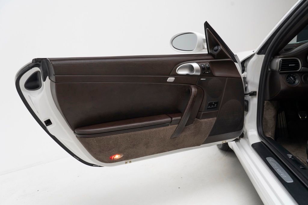 Used 2006 Porsche 911 Carrera image 19