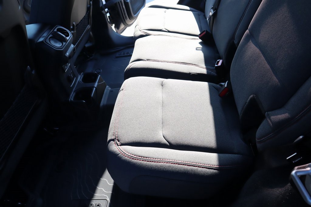 New 2025 Jeep Wrangler Rubicon image 11