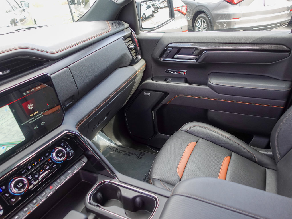 Used 2025 GMC Sierra 1500 AT4 w/ AT4 Premium Package AWD/4WD image 23