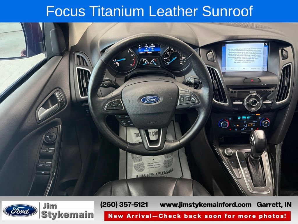 Used 2017 Ford Focus Titanium w/ Titanium Technology Package FWD image 30