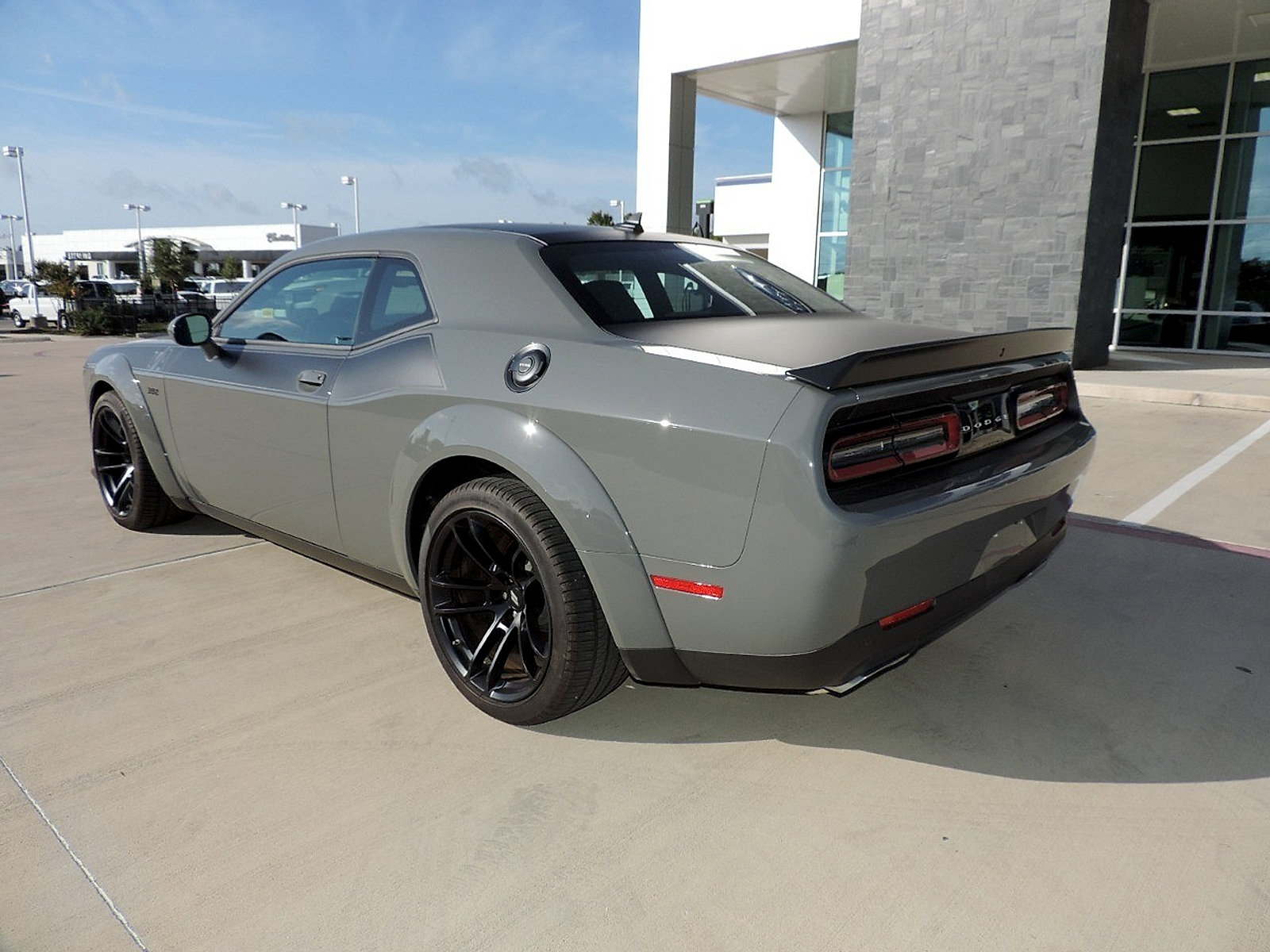 Used 2023 Dodge Challenger R/T Scat Pack RWD image 7