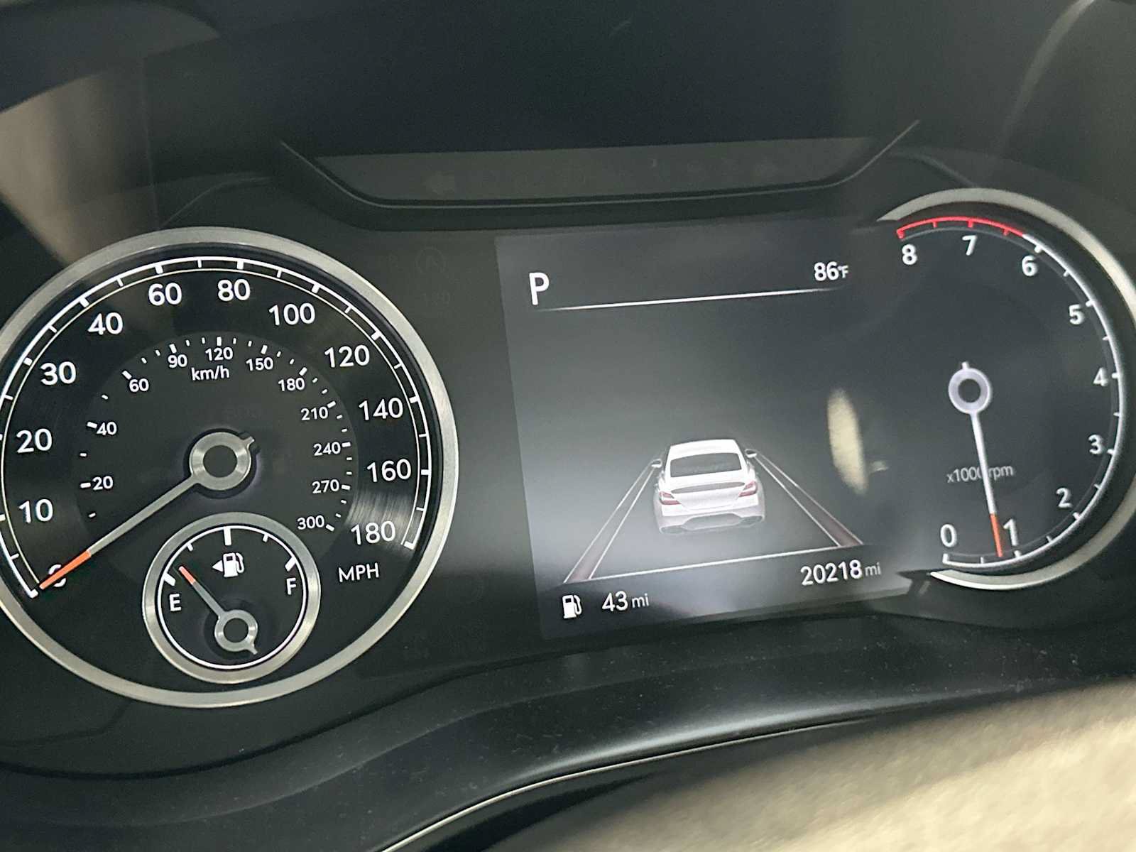 Used 2023 Genesis G70 2.0T RWD image 16