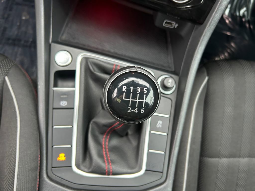Used 2019 Volkswagen Jetta GLI image 35