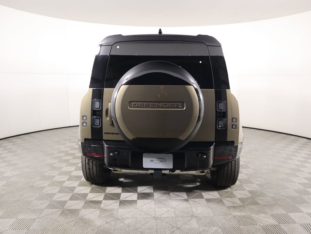 New 2026 Land Rover Defender 110 X-Dynamic SE image 6