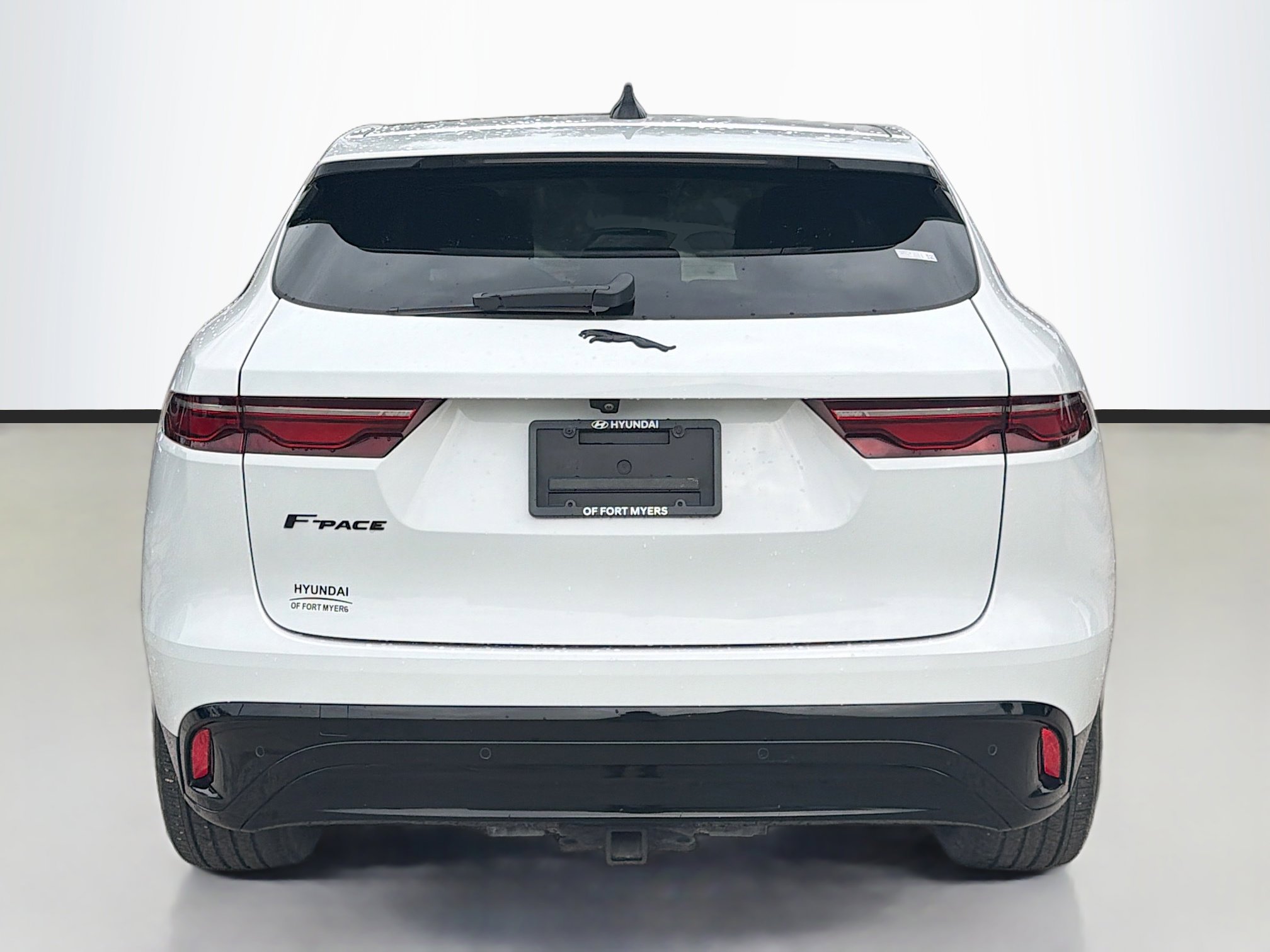 Used 2021 Jaguar F-PACE S image 4