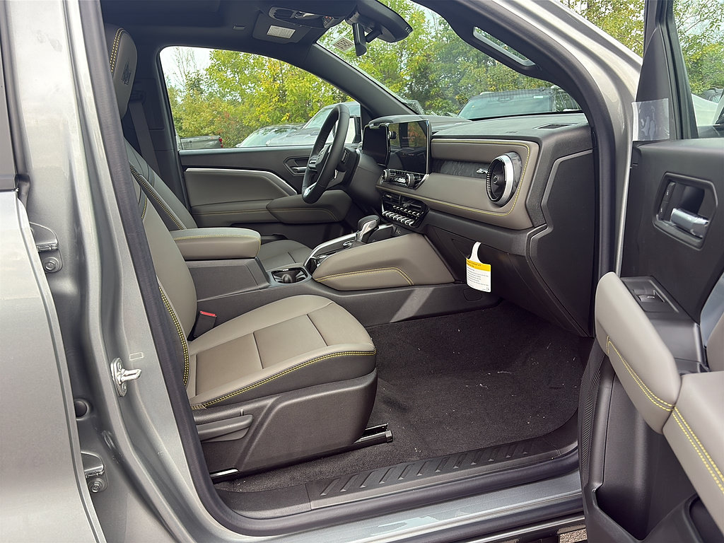 New 2026 Chevrolet Colorado ZR2 w/ ZR2 Bison Edition AWD/4WD image 18