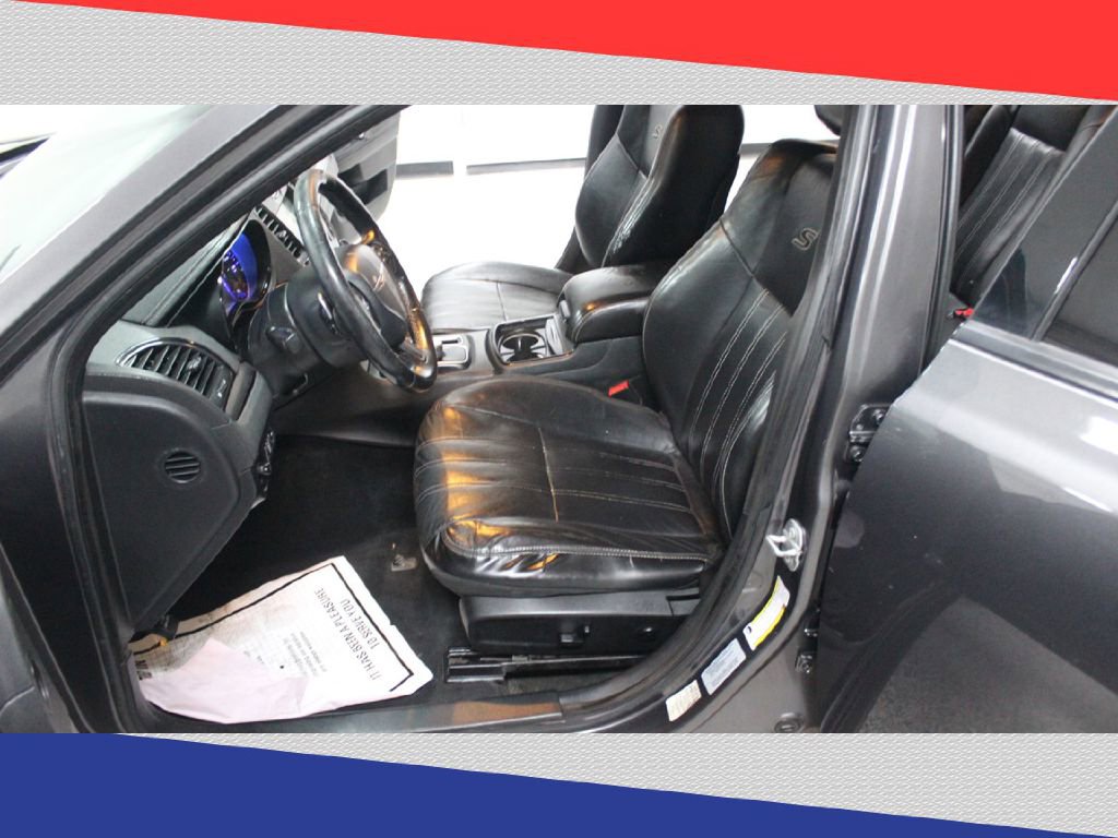 Used 2016 Chrysler 300 S image 11