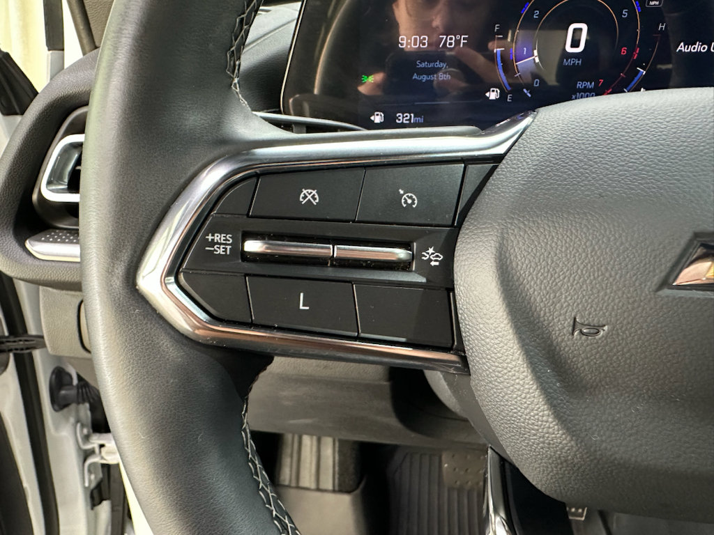 Used 2024 Chevrolet Traverse LT w/ LPO, Floor Liner Package FWD image 26