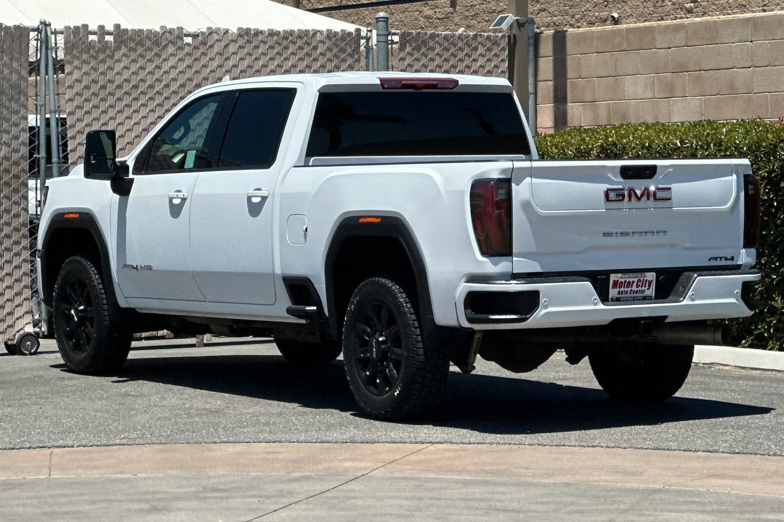 Certified 2025 GMC Sierra 2500 AT4 AWD/4WD image 6