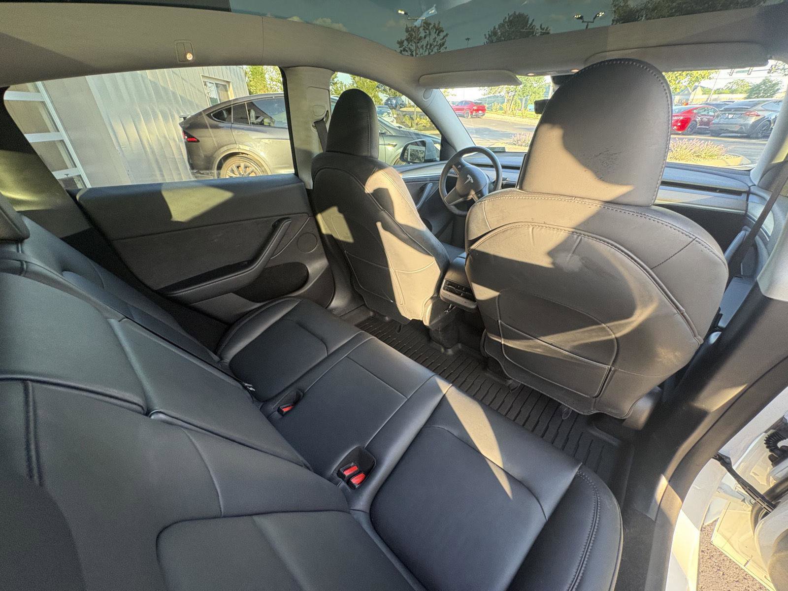 Used 2023 Tesla Model Y Long Range AWD/4WD image 19