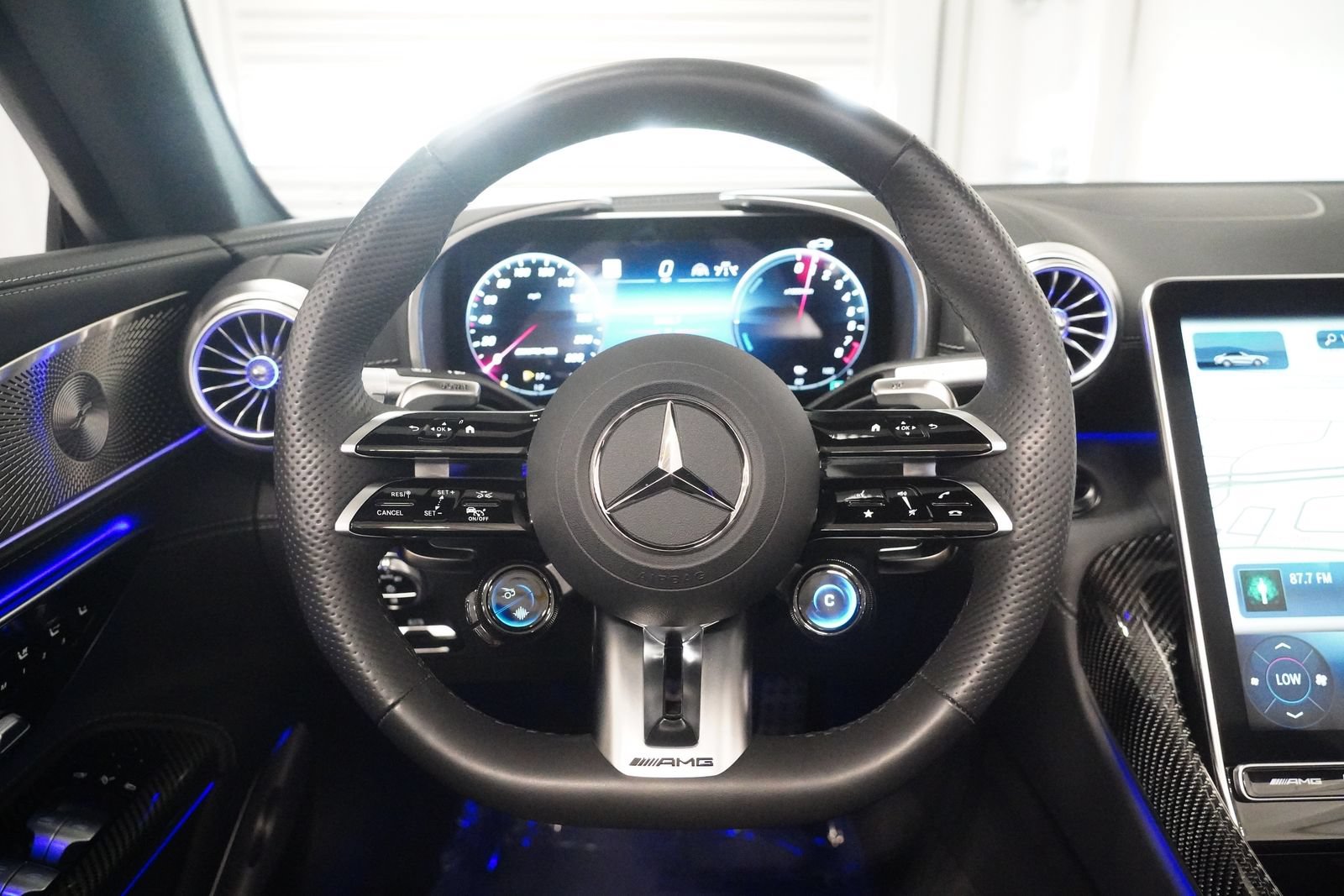 Certified 2025 Mercedes-Benz SL 63 AMG S e Performance 4MATIC image 18