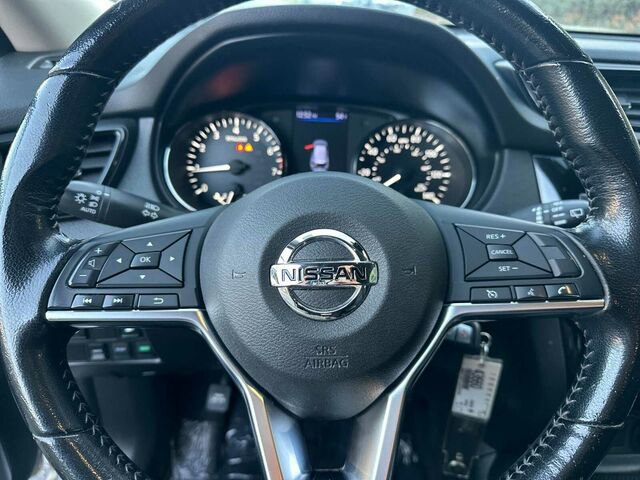 Used 2020 Nissan Rogue S w/ Special Edition Package image 27