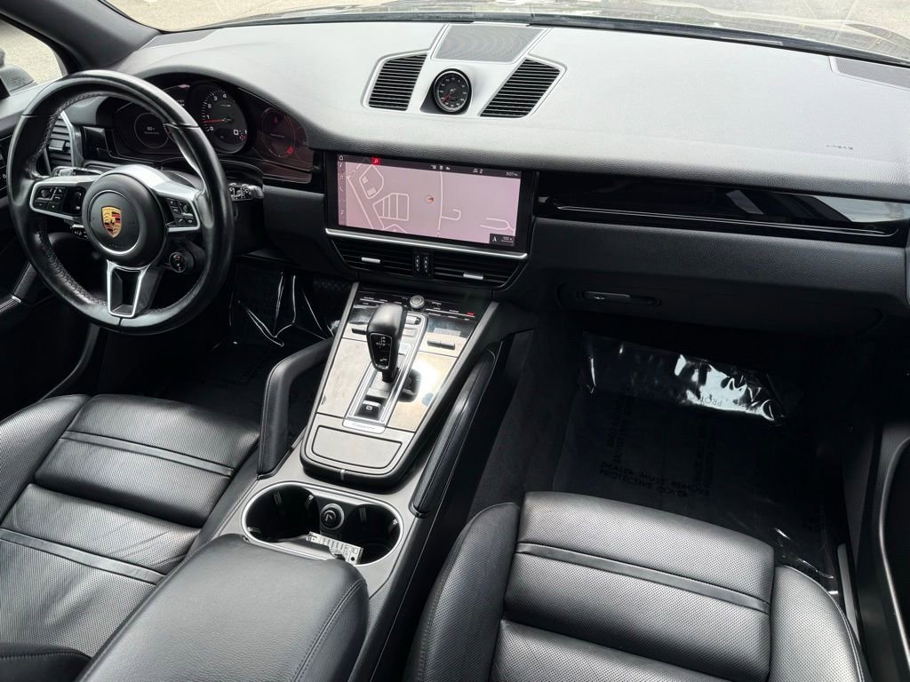 Used 2021 Porsche Cayenne image 30