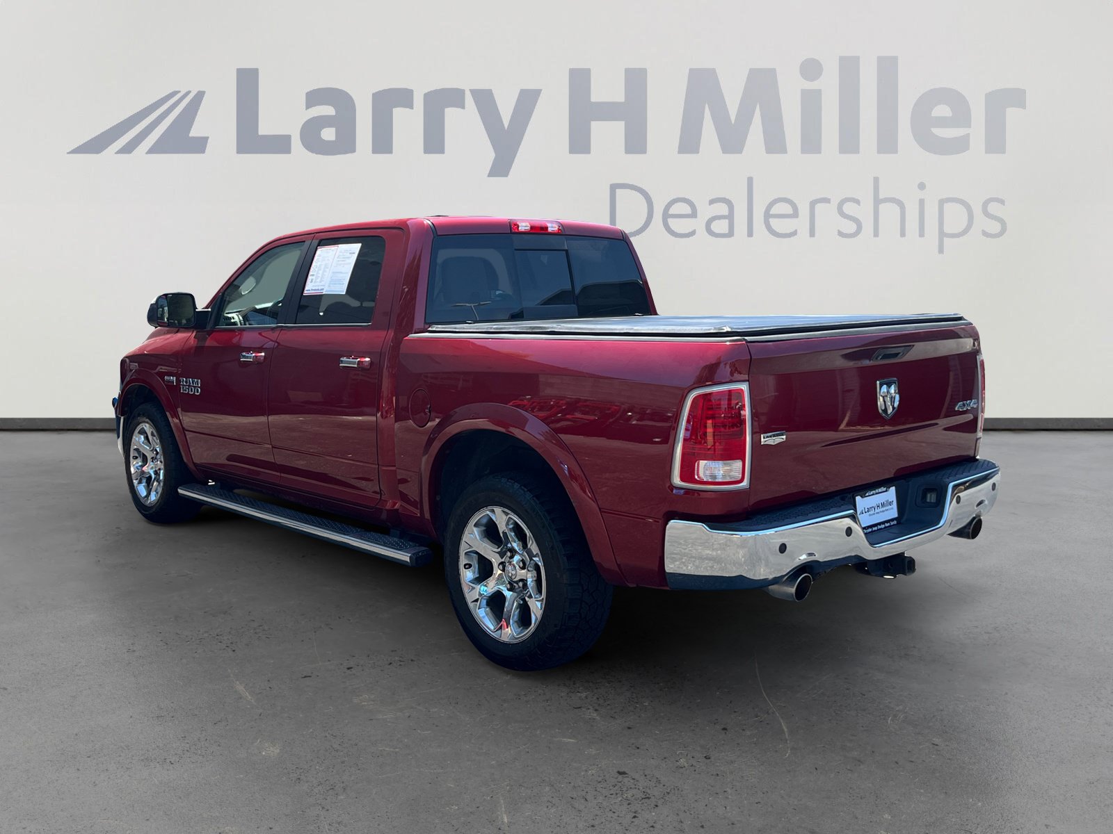 Used 2013 RAM 1500 Laramie w/ Convenience Group AWD/4WD image 3