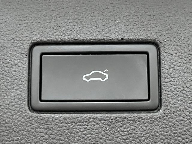 Used 2021 Volkswagen Atlas SEL AWD/4WD image 15