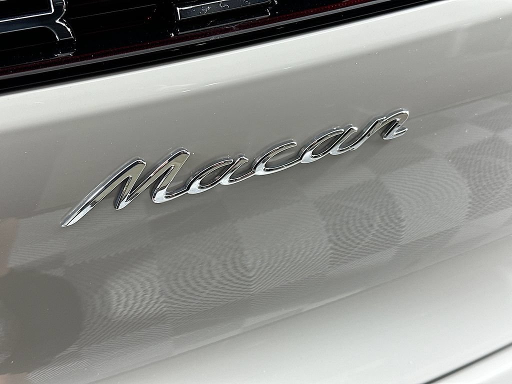 New 2026 Porsche Macan AWD/4WD image 34