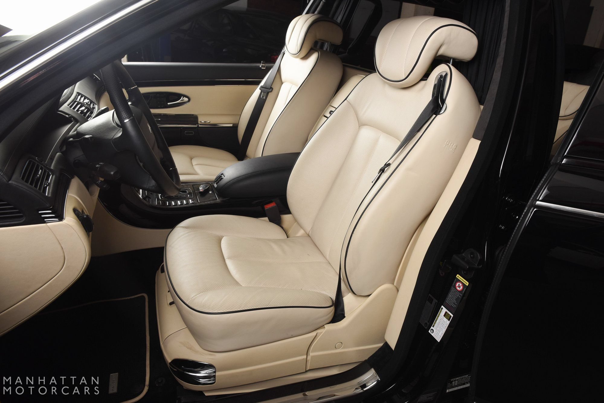 Used 2009 Maybach 62 S RWD image 24