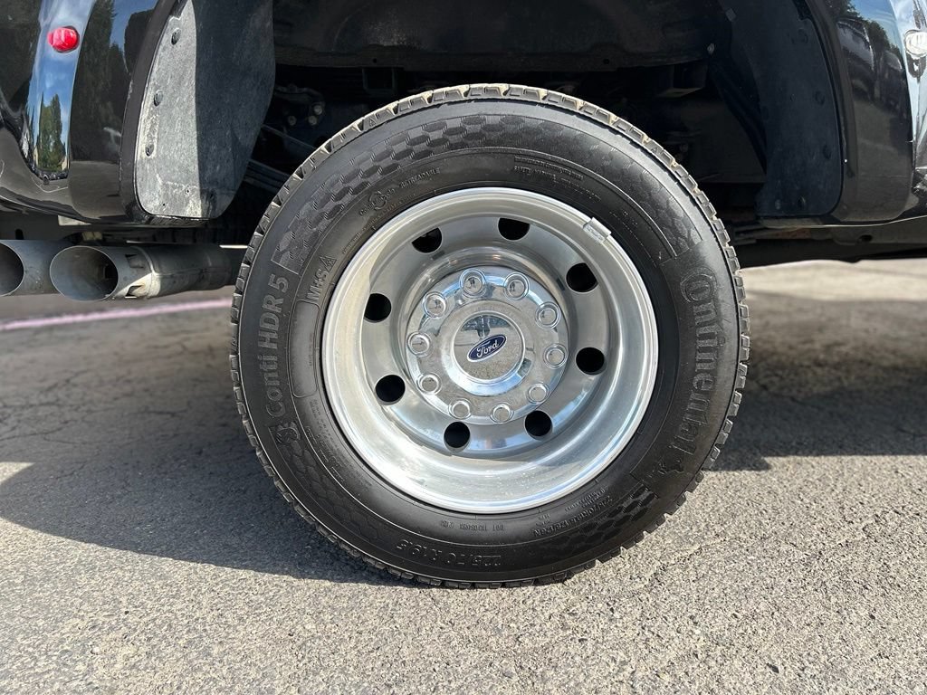 Used 2024 Ford F450 Limited w/ FX4 Off-Road Package AWD/4WD image 4