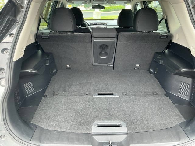 Used 2017 Nissan Rogue S FWD image 14