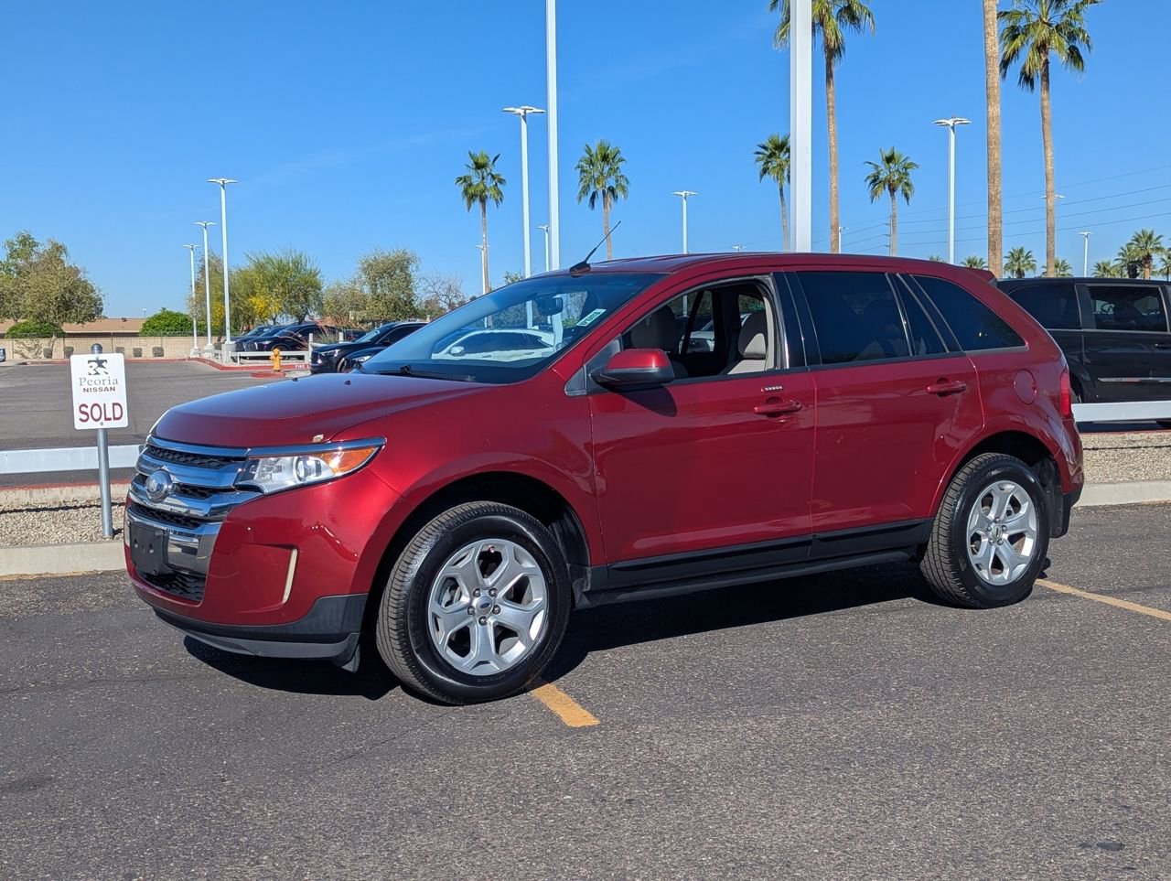 Used 2013 Ford Edge SEL w/ Class II Trailer Tow Pkg image 2