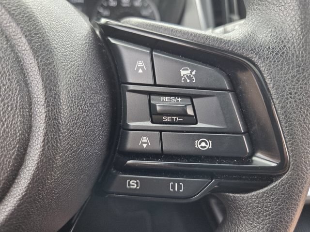 Used 2025 Subaru Crosstrek 2.5i Premium AWD/4WD image 26