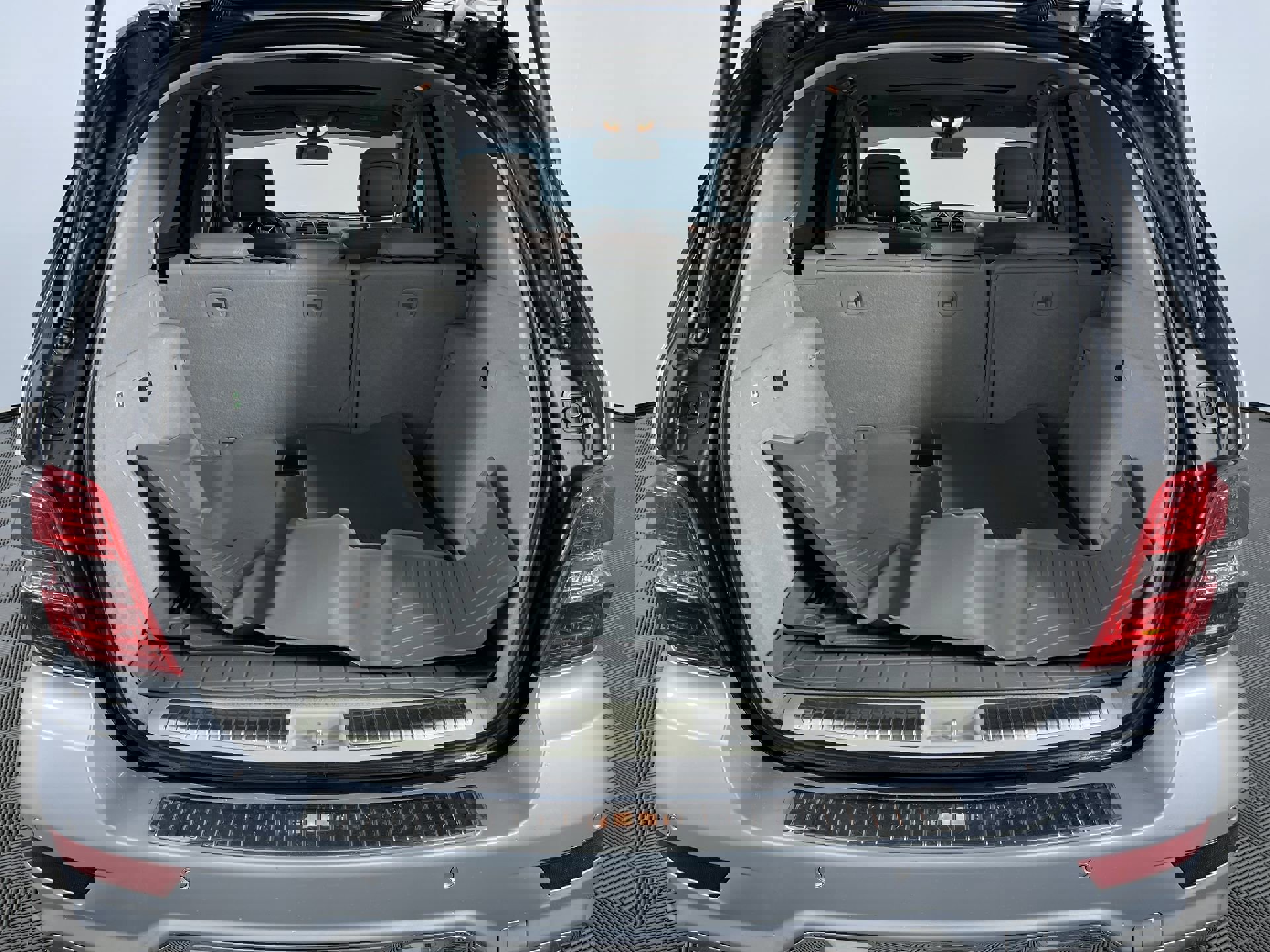 Used 2009 Mercedes-Benz ML 63 AMG 4MATIC image 26