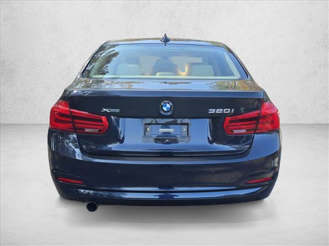 Used 2016 BMW 320i xDrive Sedan image 6