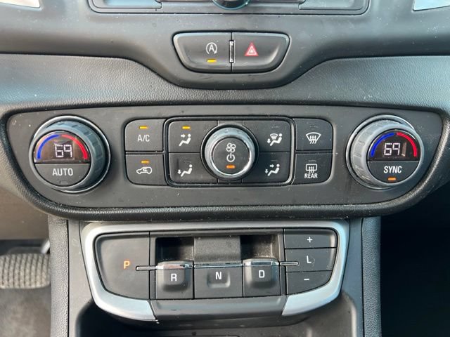 Used 2022 GMC Terrain SLE w/ Driver Convenience Package AWD/4WD image 30